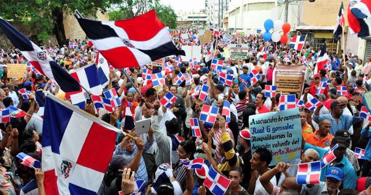 MARCHA PATRIOTICA DOMINGO 8 DE DIEMBRE 2018 (Desde la parada del metro Juan Pablo Duarte hasta la plaza de la bandera).