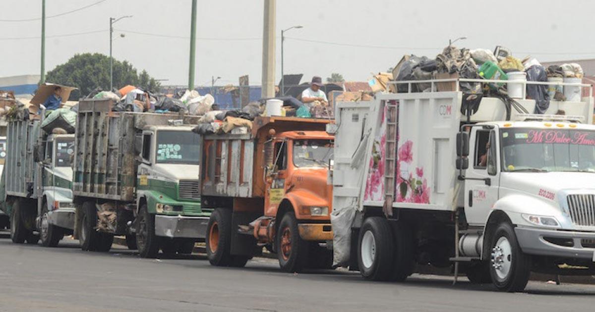 Que hayan servicios comunitarios y pasen en cada ciudad los camiones de basura