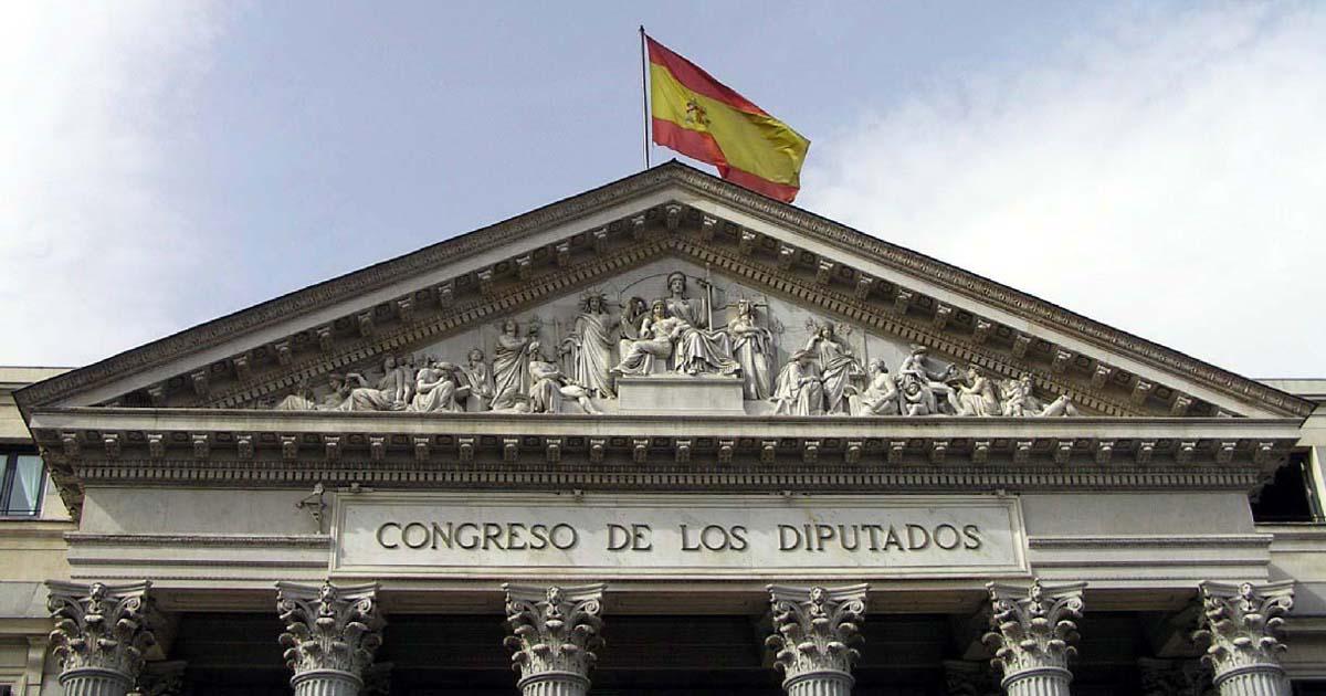 Cambiar el Código Civil y Penal de España