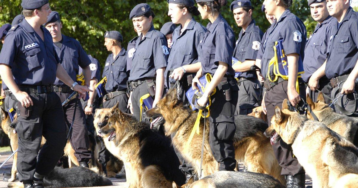 Más Seguridad Personal para el Policía Uruguayo!!! Uniformes y Accesorios Completos, Apoyo del Gobierno