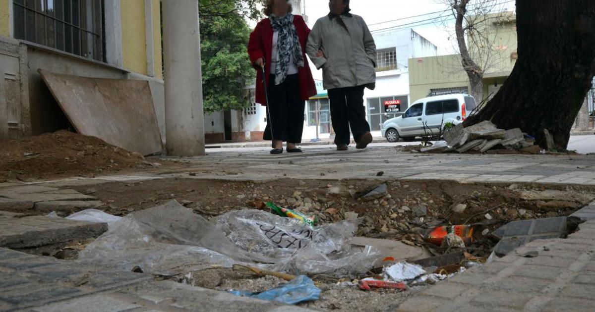 Ordenanza para que los propietarios de los inmuebles arreglen las veredas