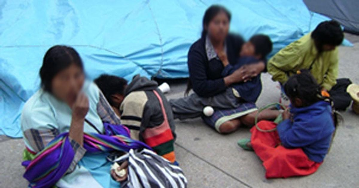 Los niños indígenas muriendo de hambre en Bogotá, pero son invisibles para el Gobierno.